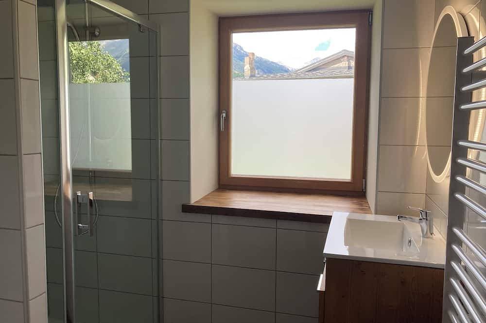 Foto 10 von 29: Spacieux Chalet de Standing Dans Village au Calme, Wifi