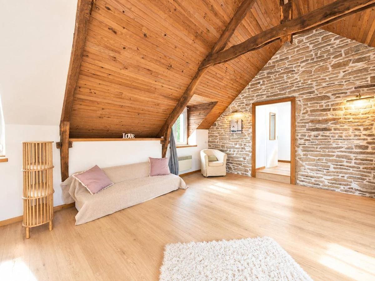 Foto 7 von 40: Three-Bedroom House
