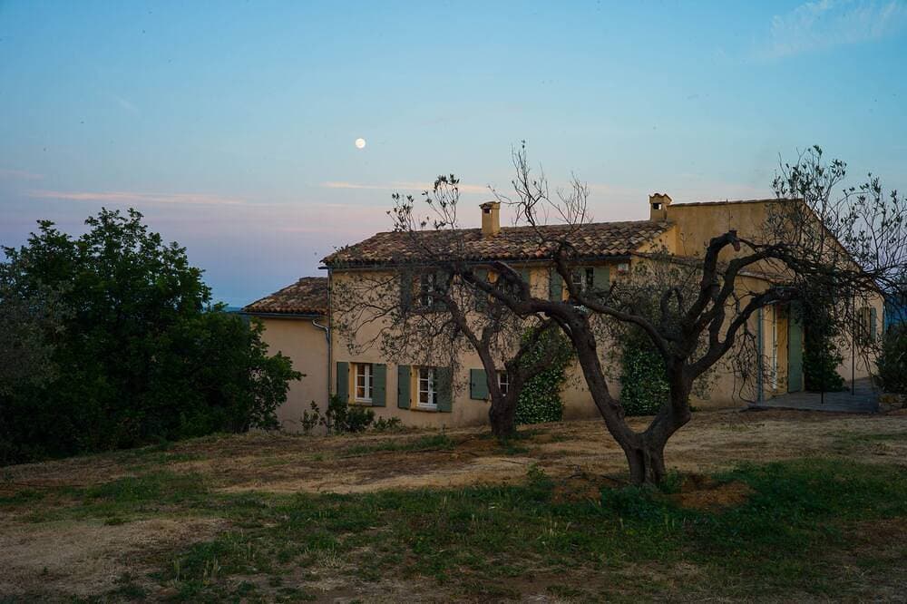 Foto 12 von 30: Hübsche Villa mit Pool in ruhiger Landschaft in der Nähe der Strände von St. Tropez