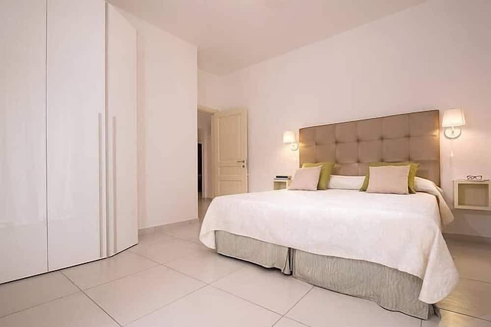 Foto 3 von 14: Modern Apartment close to the Beach - Corso 4 by Amalfivacation.It