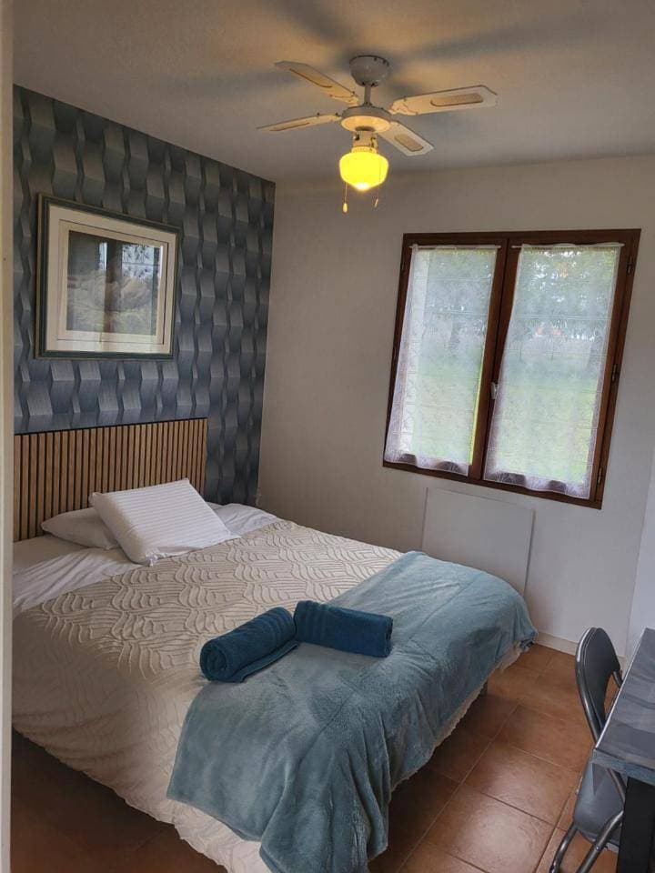 Foto 9 von 18: Double Room with Private Bathroom