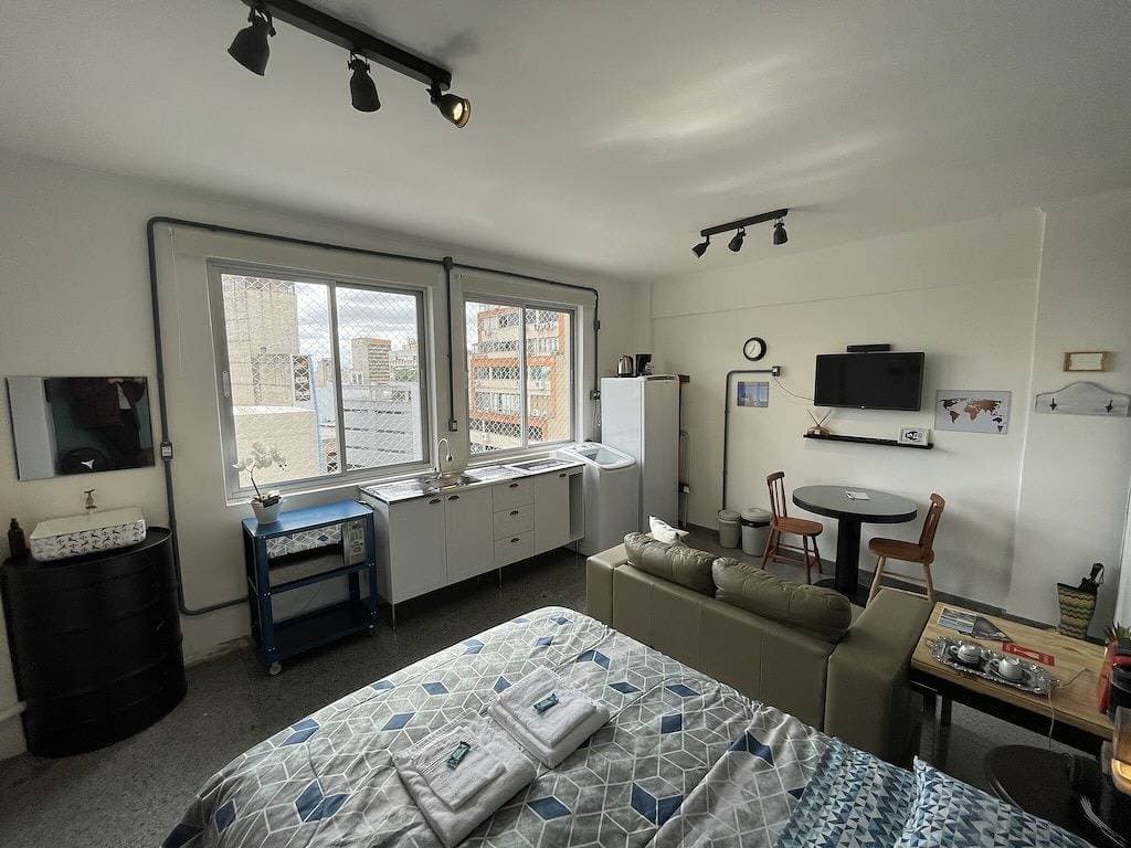 Foto 2 von 22: Beautiful loft-style apartment in the historic center near Santa Casa.