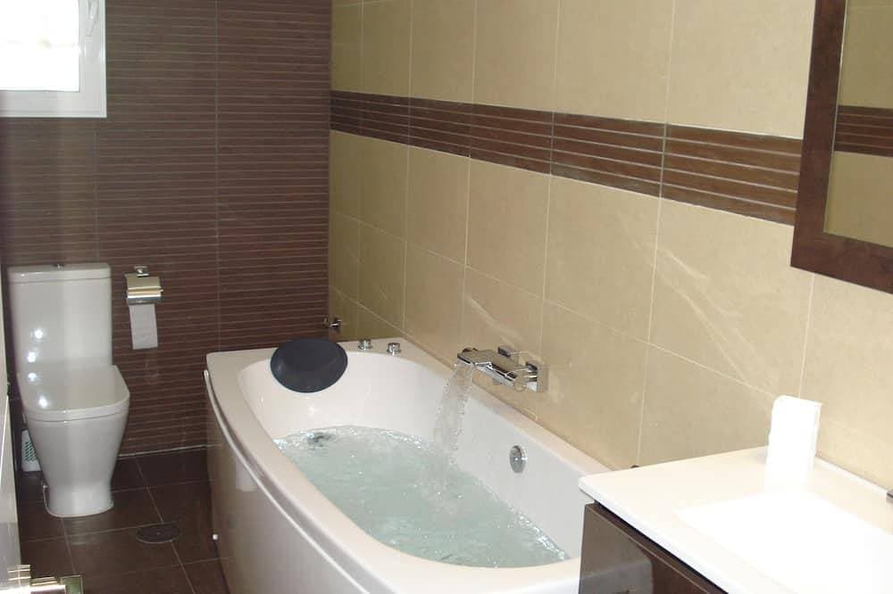 Foto 7 von 23: Apartment capricho 1. Zeile Strand, 2 Schlafzimmer, 2 Badezimmer, Spa. Englisches Fernsehen.