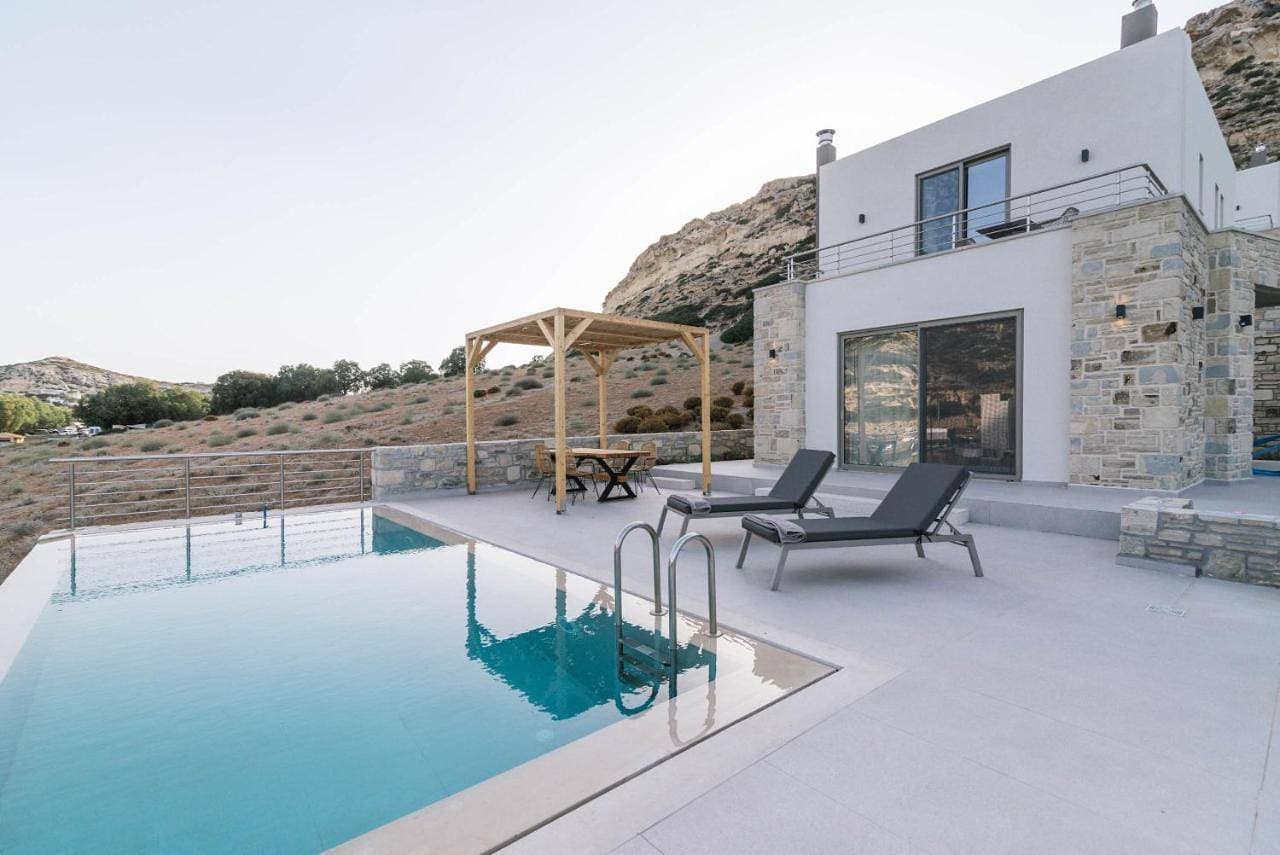 Luxury Villas Ammos in Style 1