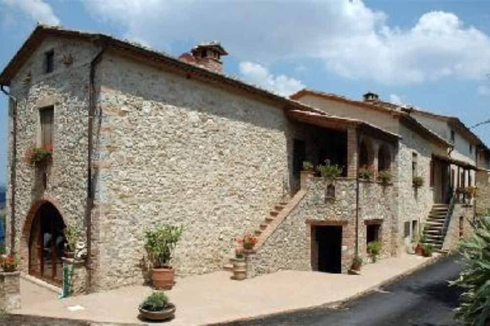 Private house on a farm 1