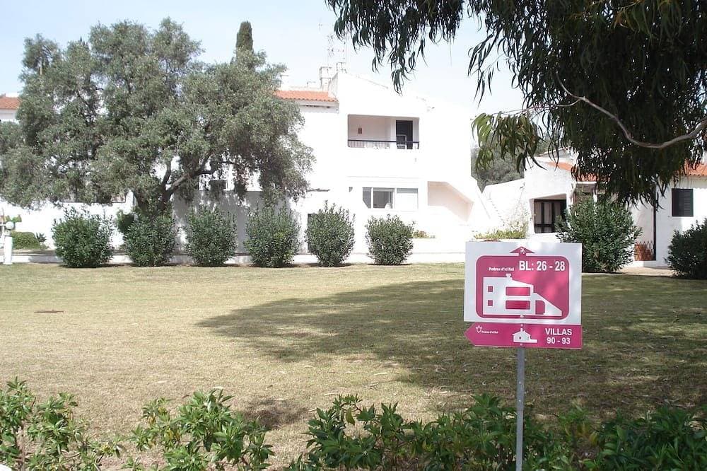 Foto 8 von 13: Remodeled Apt. in Pedras d'El Rei overlooking the Atlantic Ocean and Ria Formosa