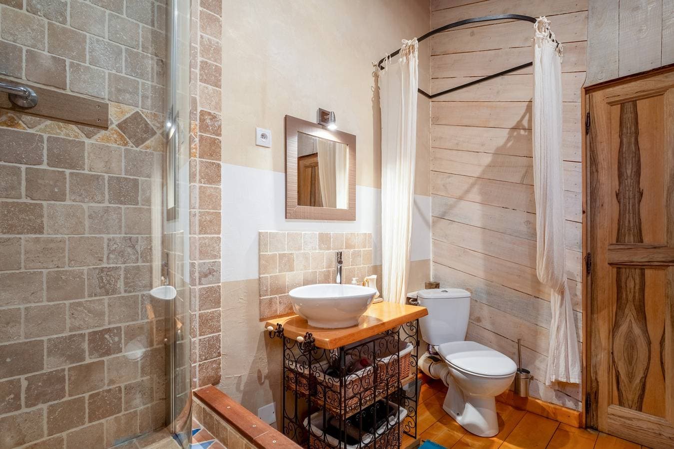 Foto 12 von 23: Ferienhaus 'La Poulido' mit privater Terrasse, privatem Garten und Wi-Fi