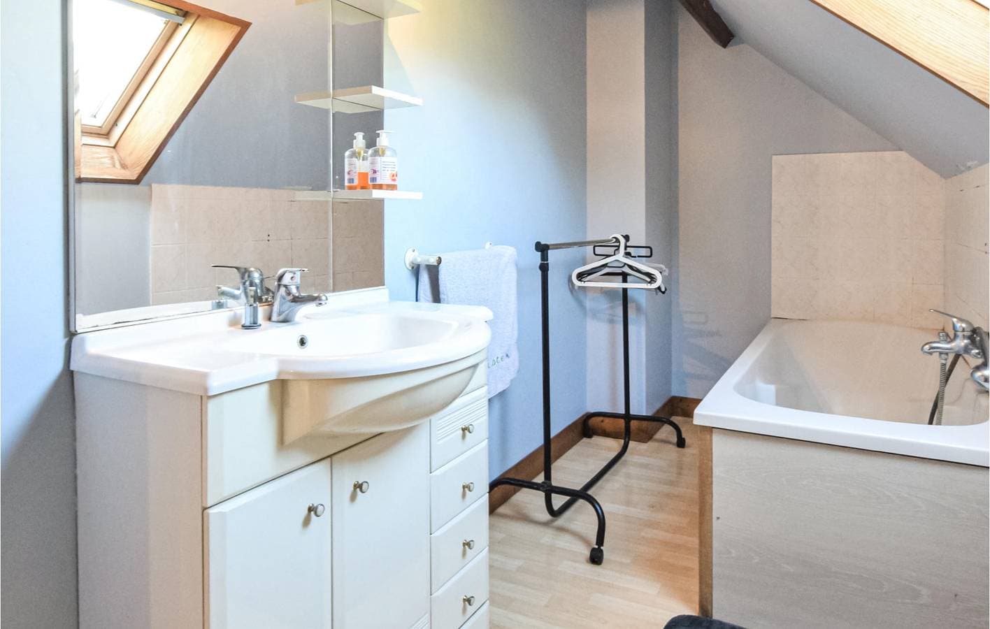 Foto 10 von 39: Geräumige Wohnung mit Garten, WiFi und Parkplatz - 2,5km nach Bonneville