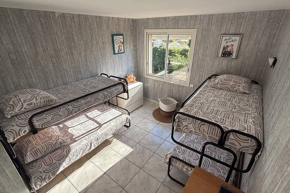 Foto 6 von 30: Villa Sektor Pic St Loup Montpellier, 10 min A9, 170m ², Schwimmbad, für 12 Personen
