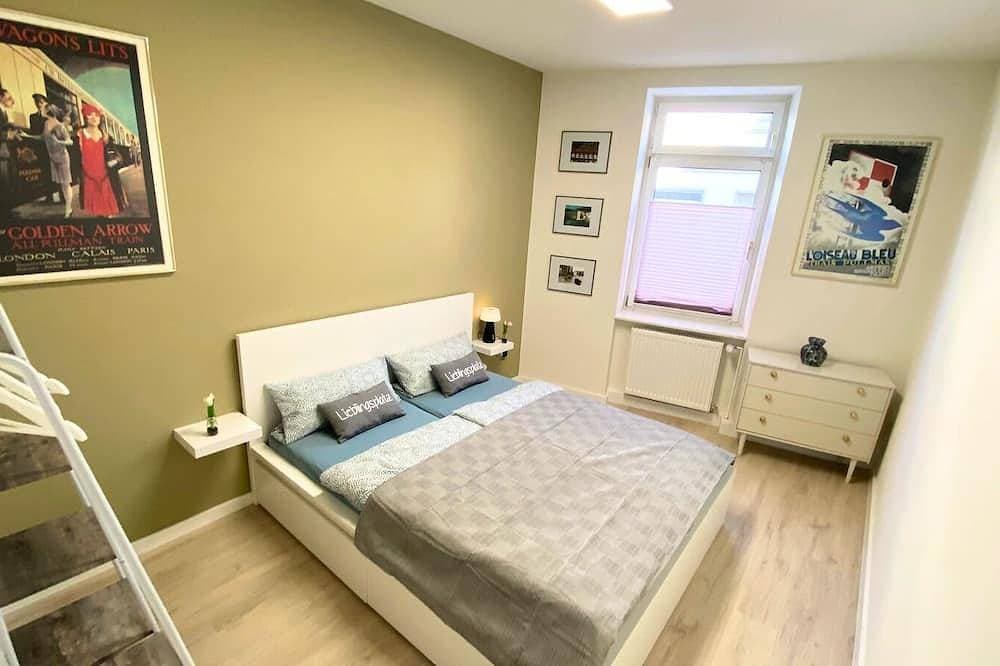 Foto 2 von 15: Zentrale, helle + gemütliche Ferienwohnung ( 64 qm) im Eg Altbau Einfamilienhaus