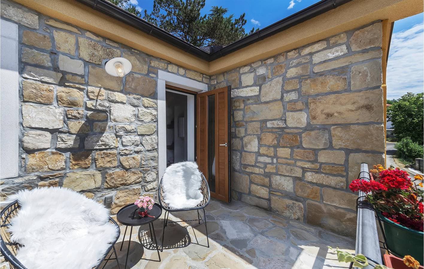 Foto 4 von 33: Charmante 2-Zimmer-Wohnung mit Terrasse in der Nähe des Zentrums von Pazin