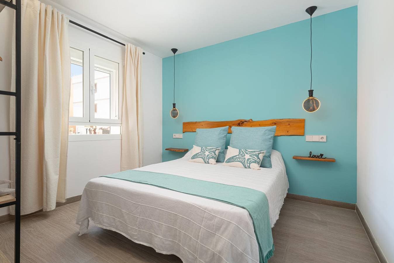 Foto 6 von 23: Ferienwohnung für 4 Personen mit Balkon/Terrasse