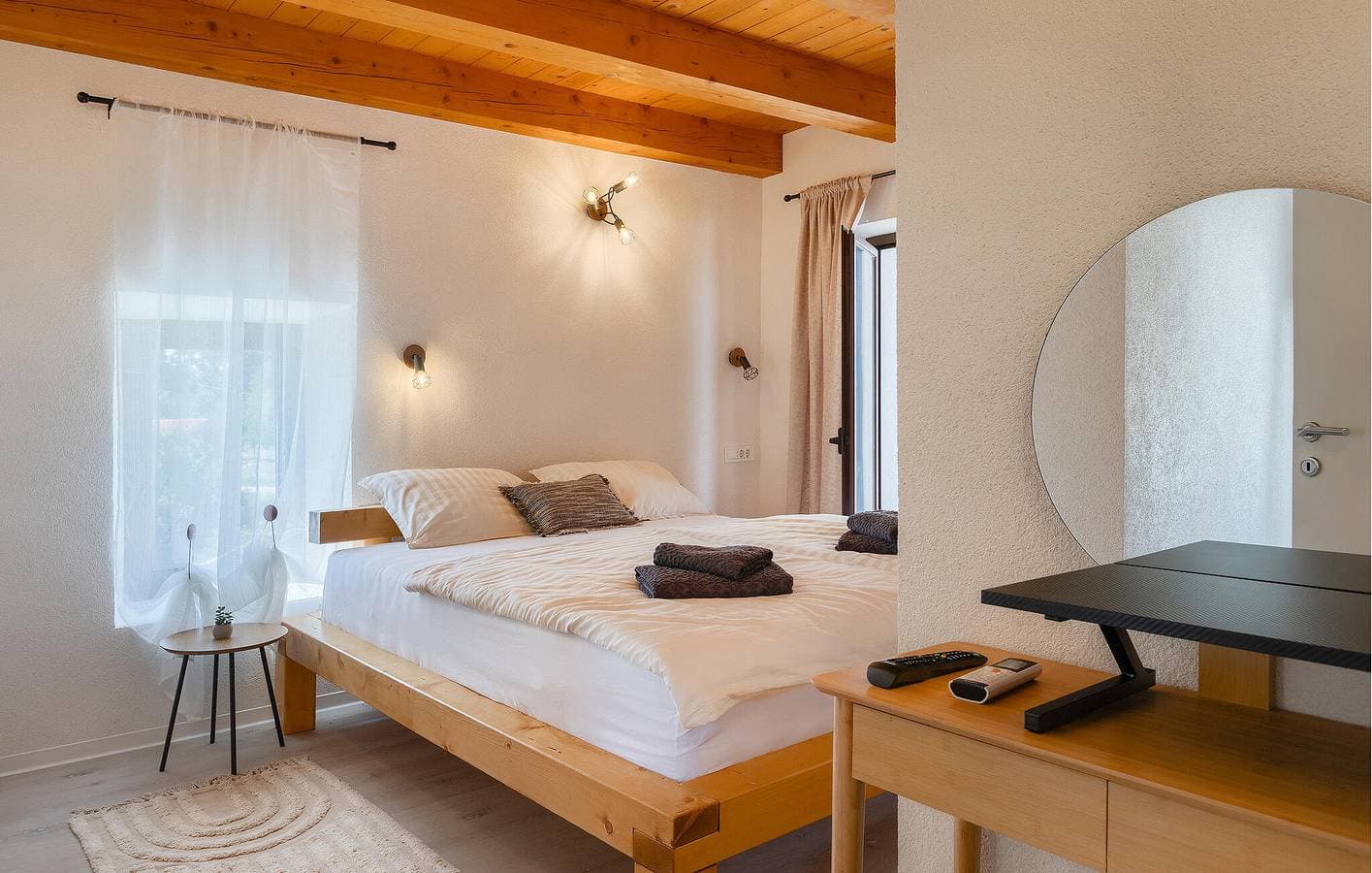 Foto 9 von 36: Gemütliche 1-Zimmer-Wohnung mit Pool, Terrasse und WLAN