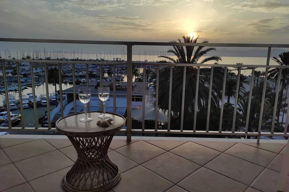 Beachfront Apartment 1