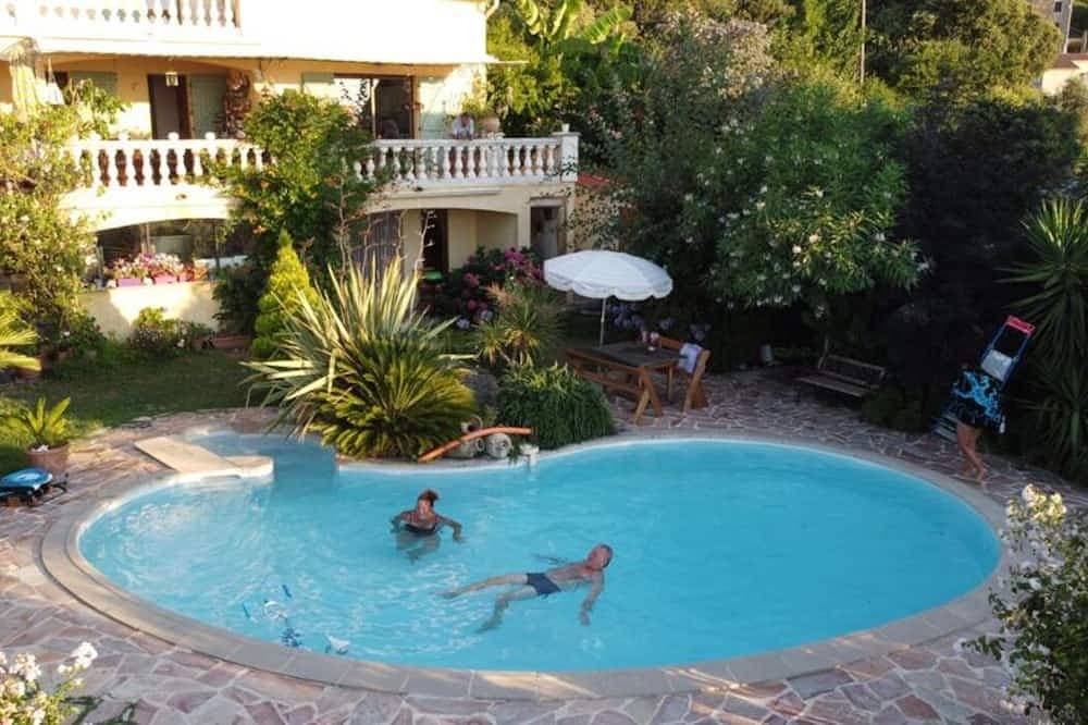 Kleine Paradiesecke, Panoramablick auf das Meer und die Berge, privater Pool, 1