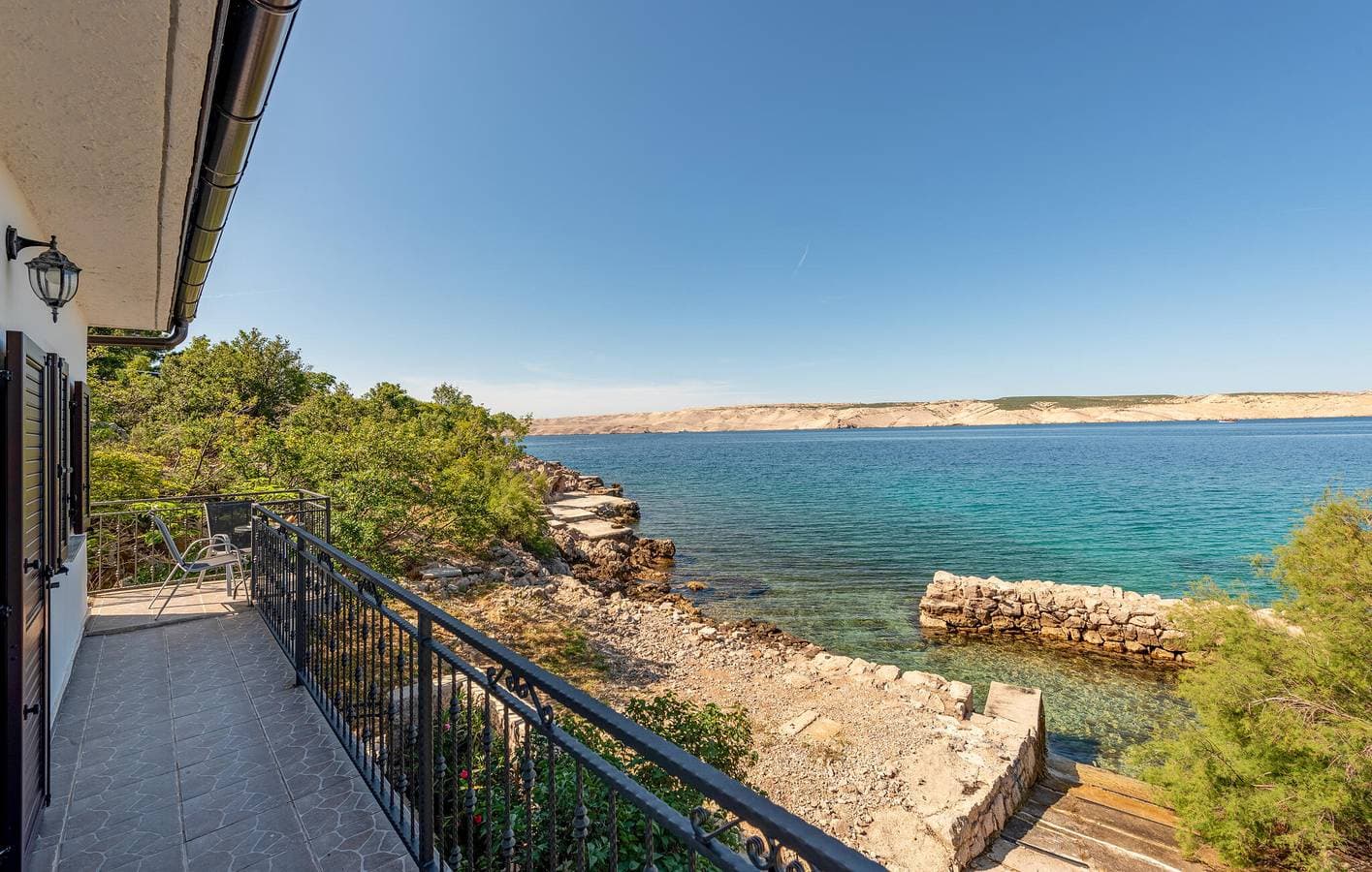 Foto 13 von 38: Urlaub am Meer: Apartment mit Meerblick, Terrasse, Parkplatz und WLAN
