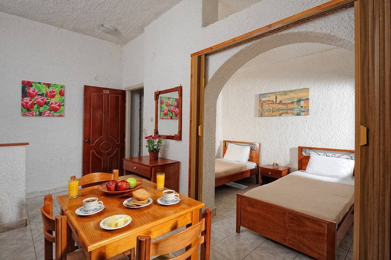 Foto 2 von 10: Familie 1 Schlafzimmer Wohnung mit Waschmaschine