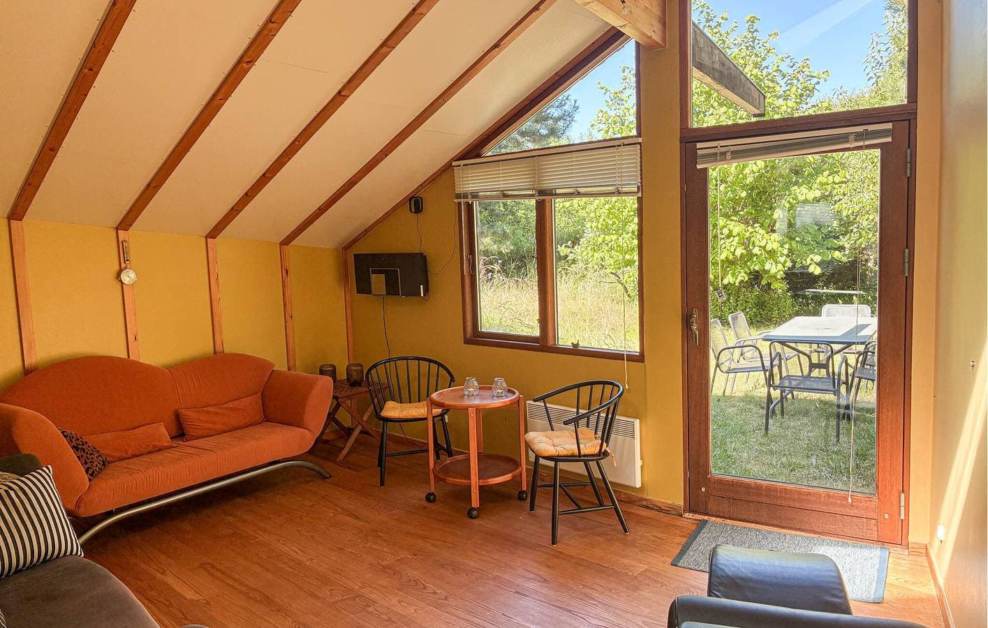 Foto 4 von 16: Ferienhaus für 4 Personen mit Terrasse