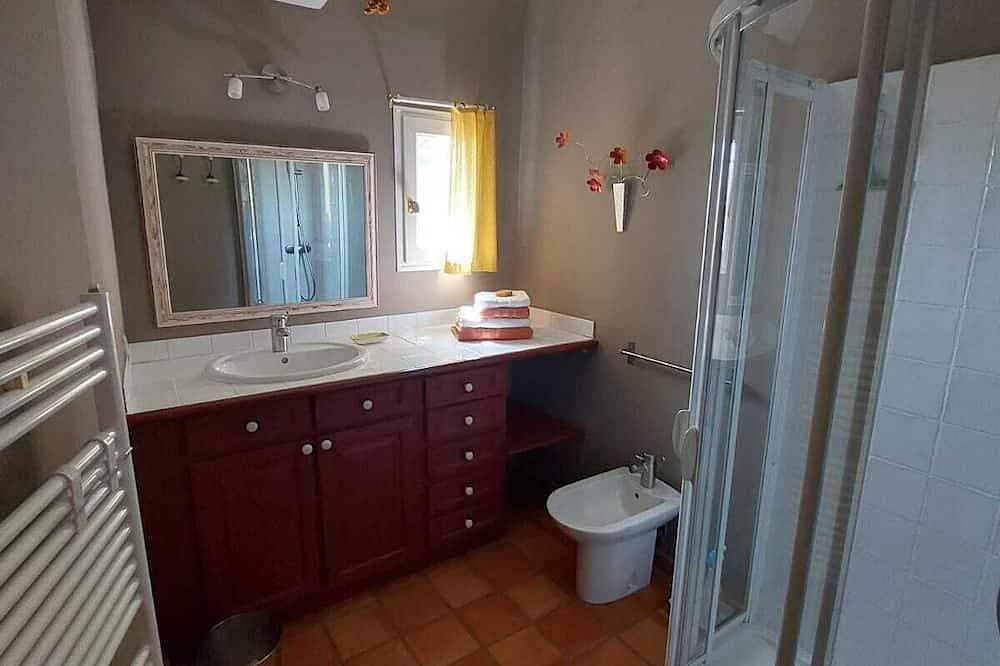 Foto 13 von 30: Charmantes Haus in der Provence Schwimmbad und außergewöhnliche Aussicht