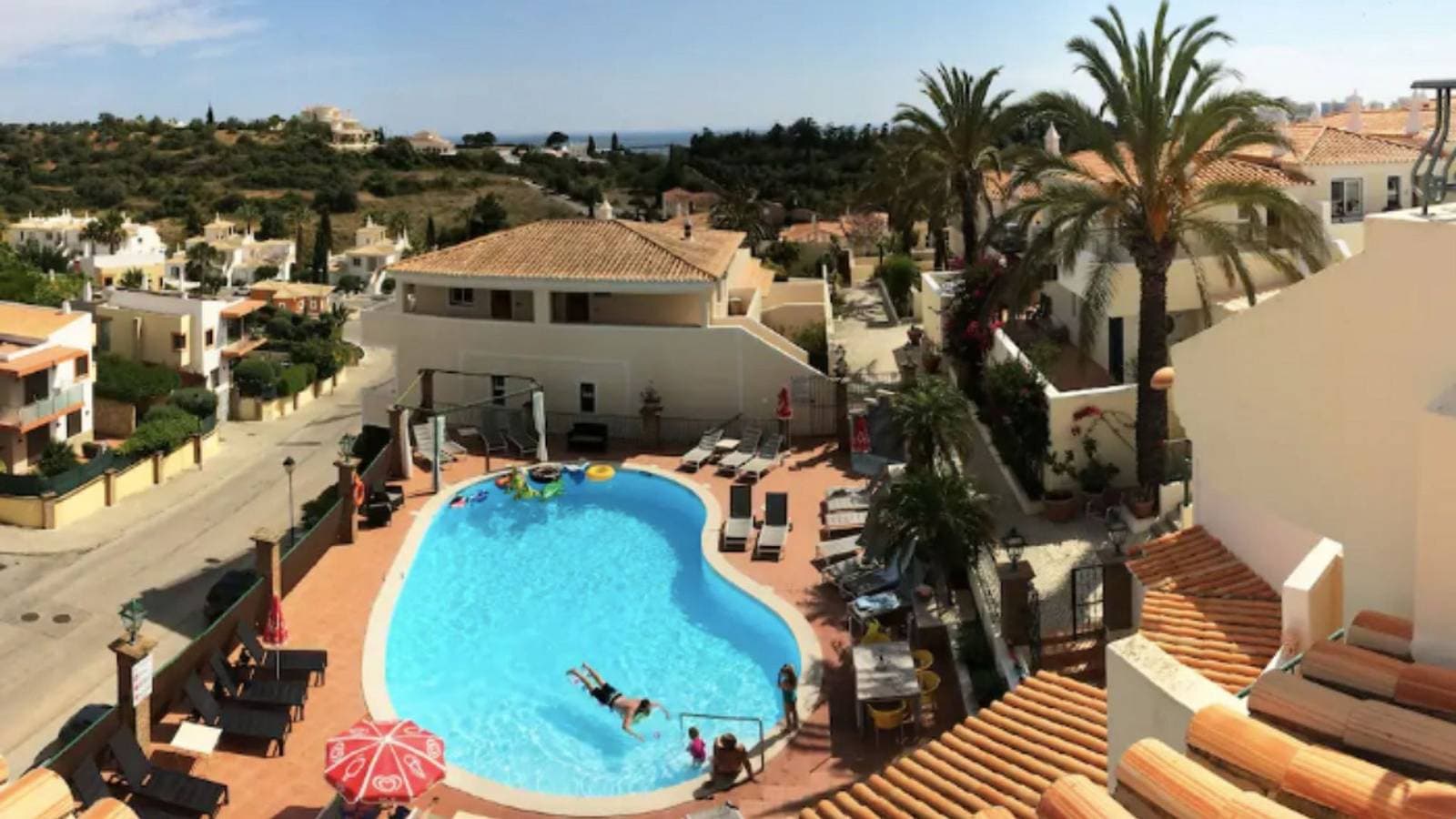 Foto 6 von 26: Ferienhaus für 4 Personen mit Pool