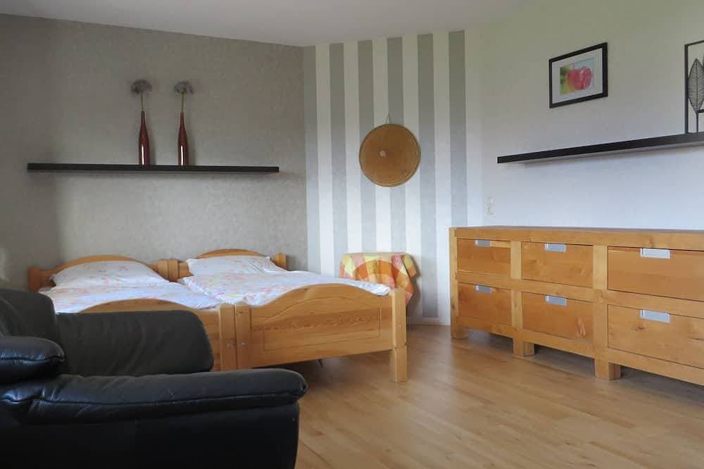 Foto 9 von 26: Traumhafte Ferienwohnung mit Terrasse, großen Garten und wundervoller Aussicht