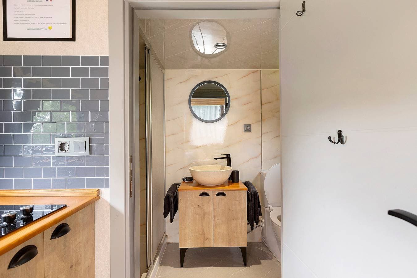 Foto 8 von 27: Chalet „Le Petit Haras De Valmont“ mit privater Terrasse, Garten & Klimaanlage