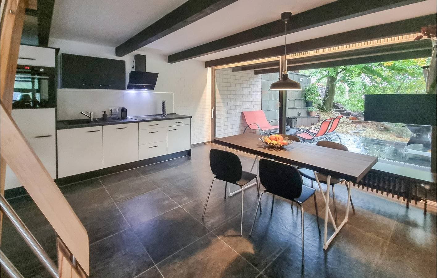 Foto 3 von 32: Moderne Wohnung mit Terrasse in der Nähe von Zewen Center