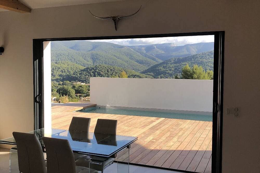 Foto 9 von 9: Villa 6 persons near Cassis Marseille Aix en Provence swimming pool barbecue view