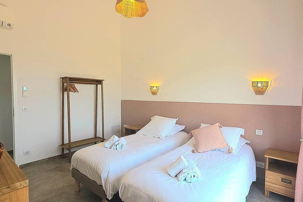 Foto 9 von 30: Villa with pool, sea view, Corse-du-Sud