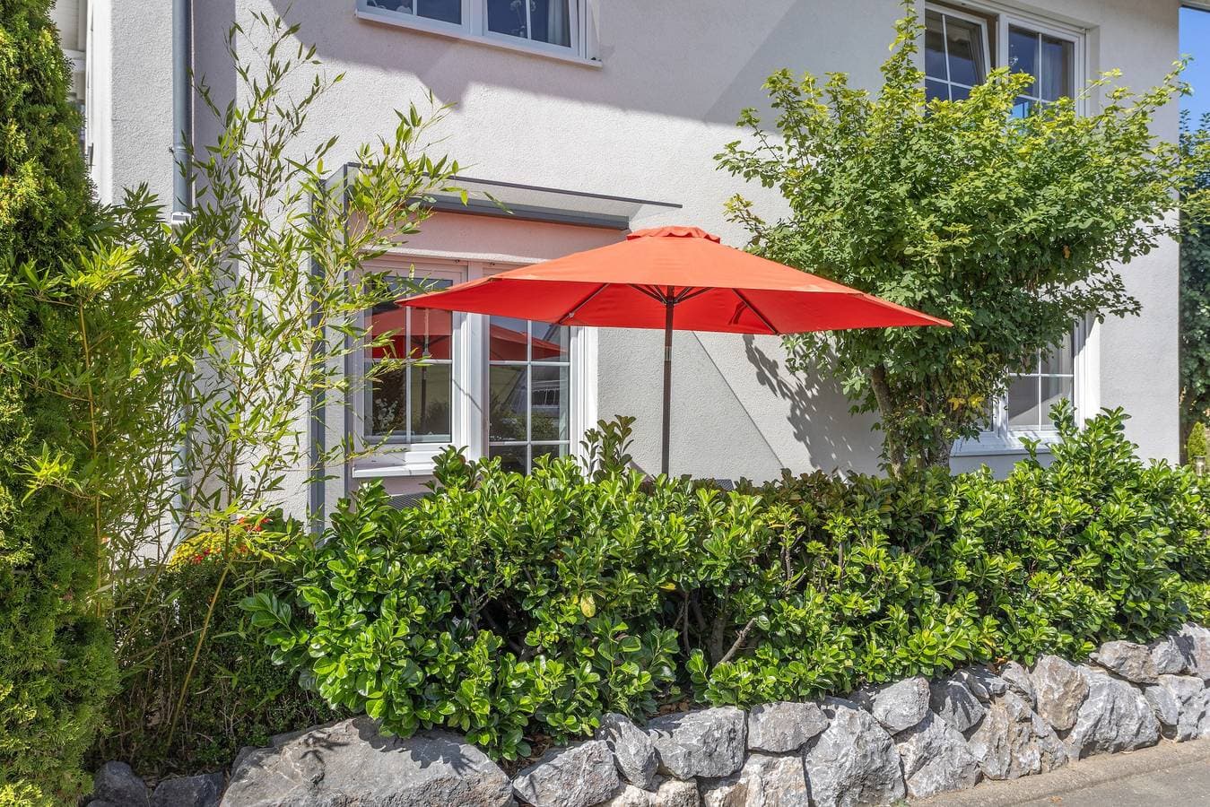 Foto 7 von 23: Ferienwohnung 'Sommerwind Am Finkenbusch' mit Bergblick, privater Terrasse und Wi-Fi