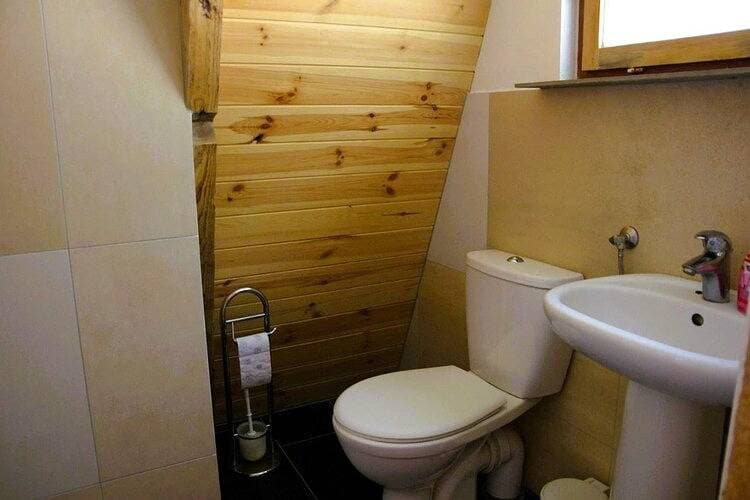 Foto 12 von 31: Holzchalet am Jamno-See nahe Meer