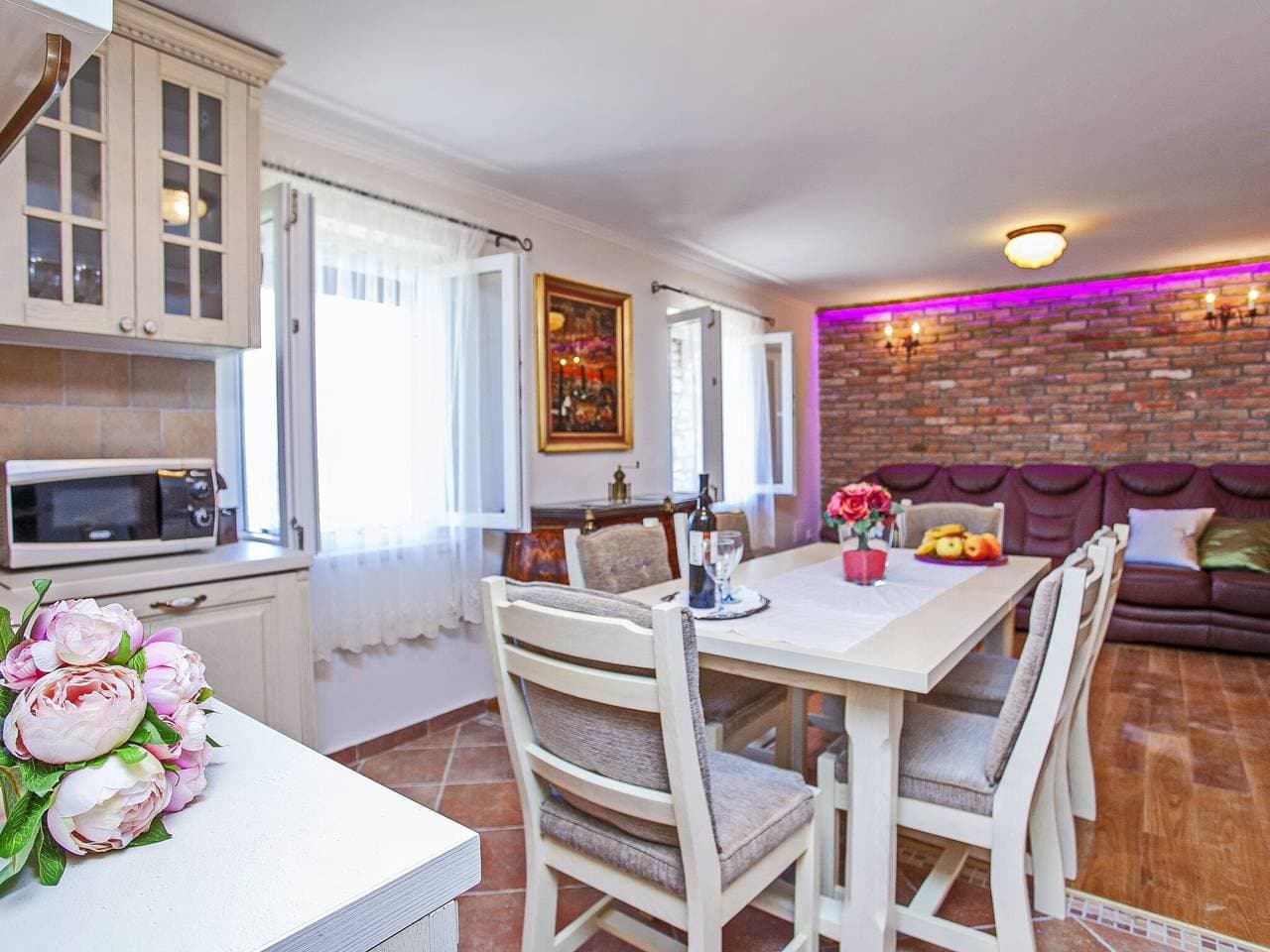 Foto 4 von 50: Stone House San Pelegrin-Two Bedroom Holiday Home with Terrace and Sea View