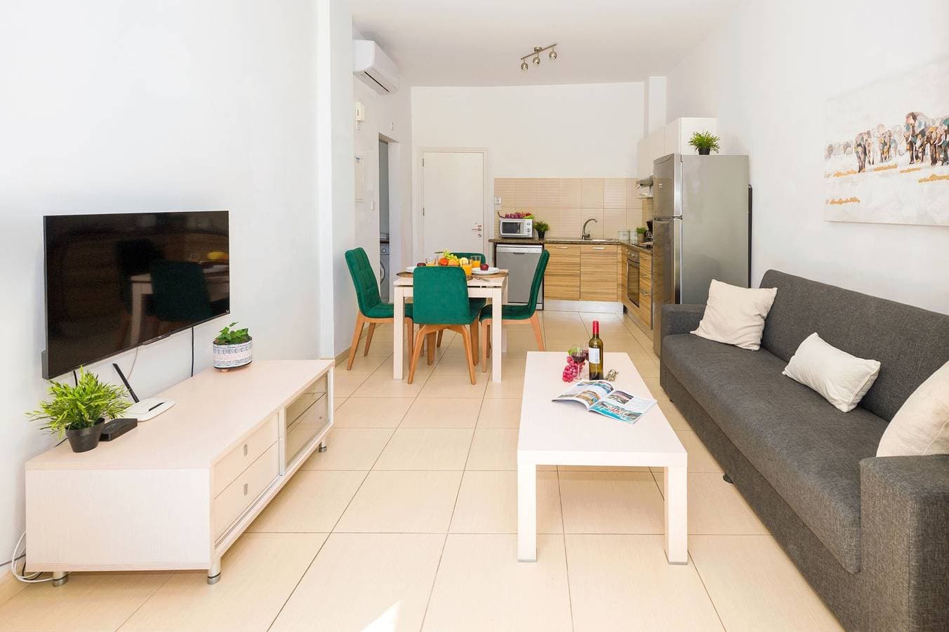Foto 7 von 36: Ferienwohnung für 3 Personen mit Pool