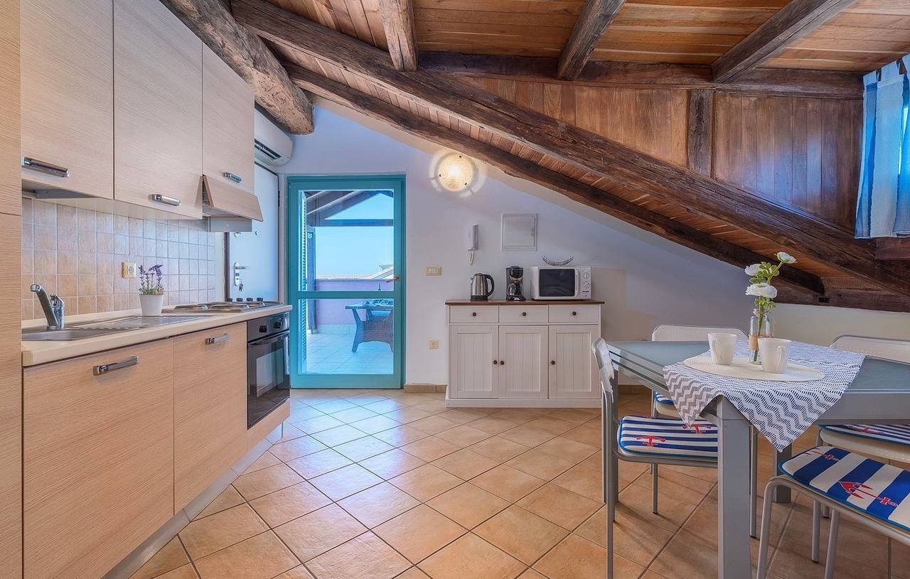 Foto 9 von 28: Apartment Paradise mit Gemeinschaftspool und Tennisplatz in der Nähe von Poreč