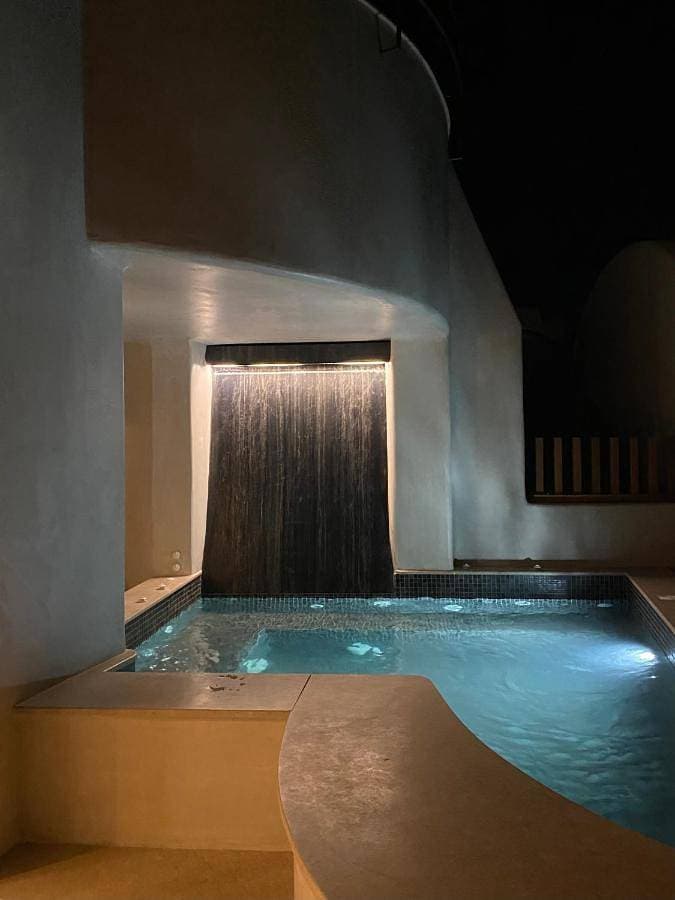 Areos Luxury Suites 1