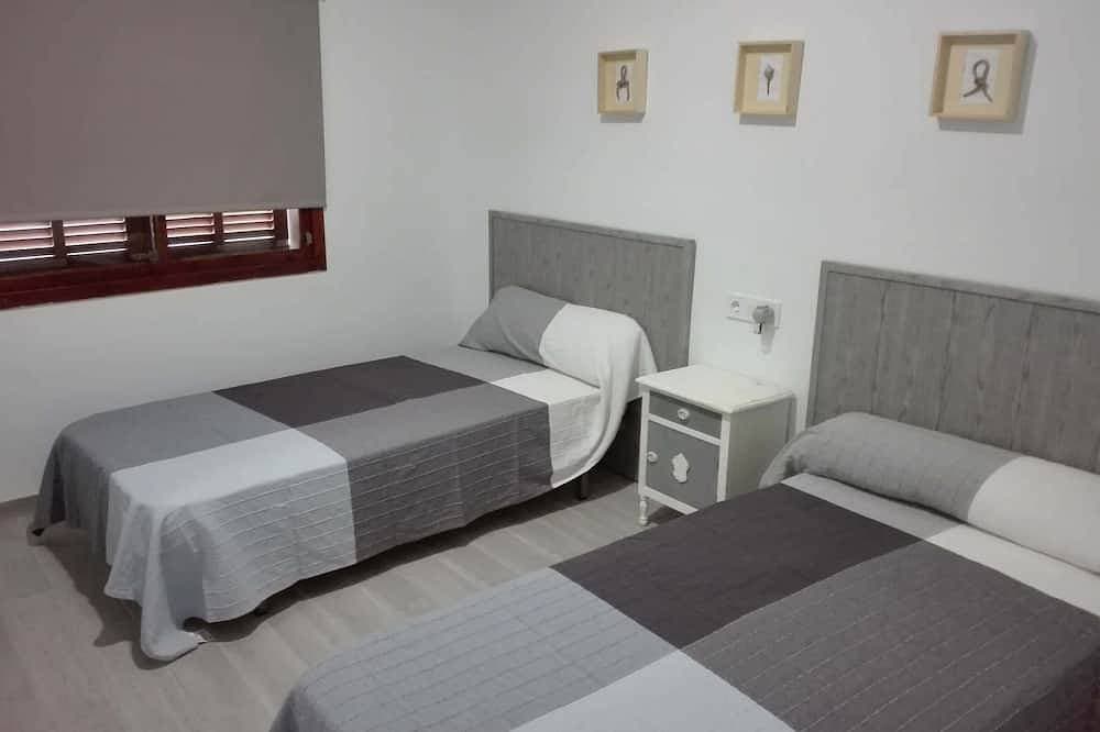 Foto 5 von 30: Sa Cala. Haus 1 min vom Meer entfernt Strandhausstil mit zwei Terrassen