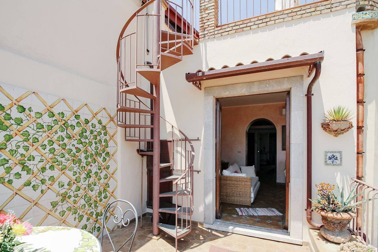 Foto 3 von 19: Ferienwohnung für 2 Personen mit Balkon/Terrasse