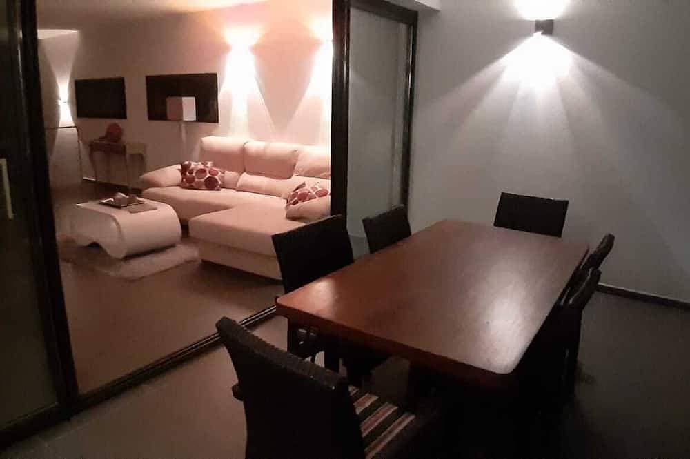 Foto 4 von 30: Luxus Chalet: privater Pool, strandnah, W-Lan incl., ruhige Lage, Ort fußläufig