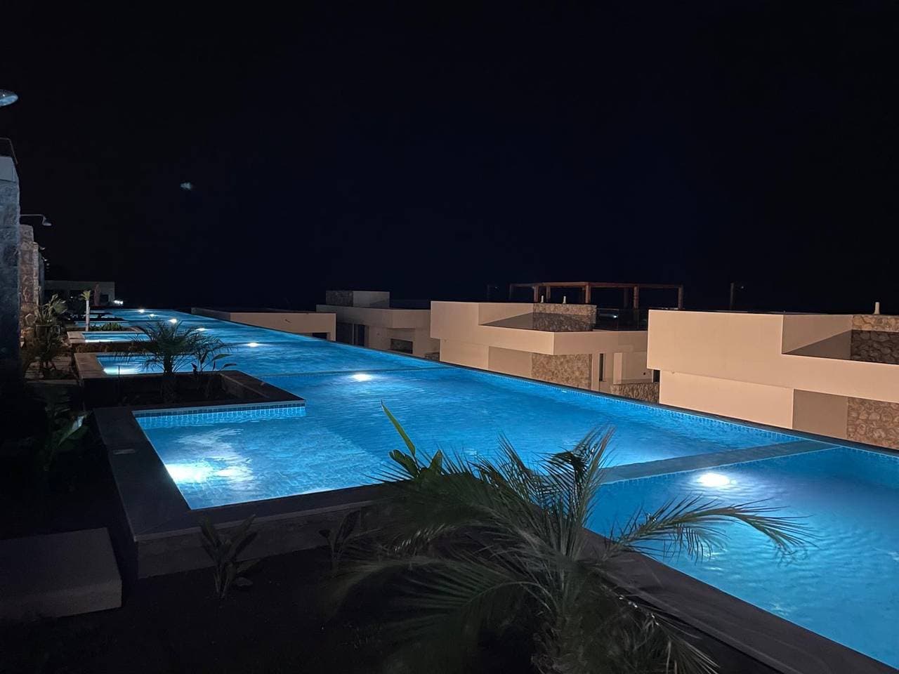 Foto 8 von 16: Oase am Meer mit privatem Pool und atemberaubender Aussicht