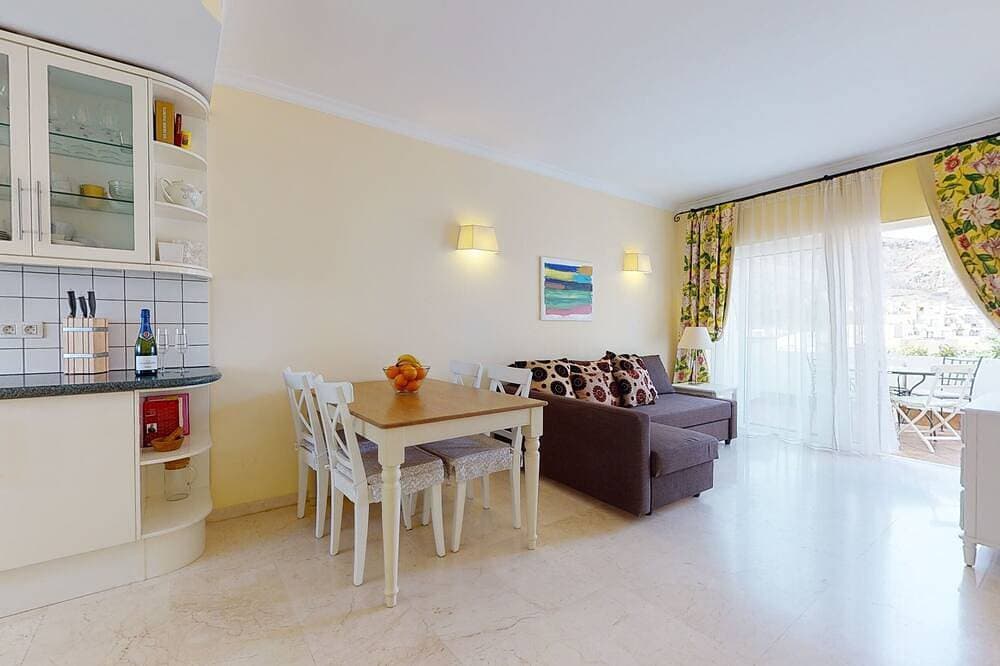 Foto 8 von 30: Charmante, moderne Wohnung mit Terrasse, direkt am Meer, kostenloses WLAN