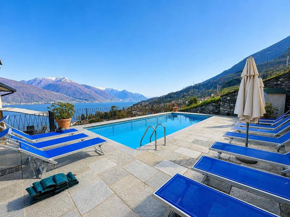 Luxury Residence La Pianca - Pool and Terrace Lake View 1