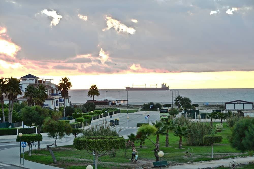 Foto 11 von 30: Sonnige Wohnung mit Balkon mit Meerblick, Strandnähe und Ausrichtung nach Süden