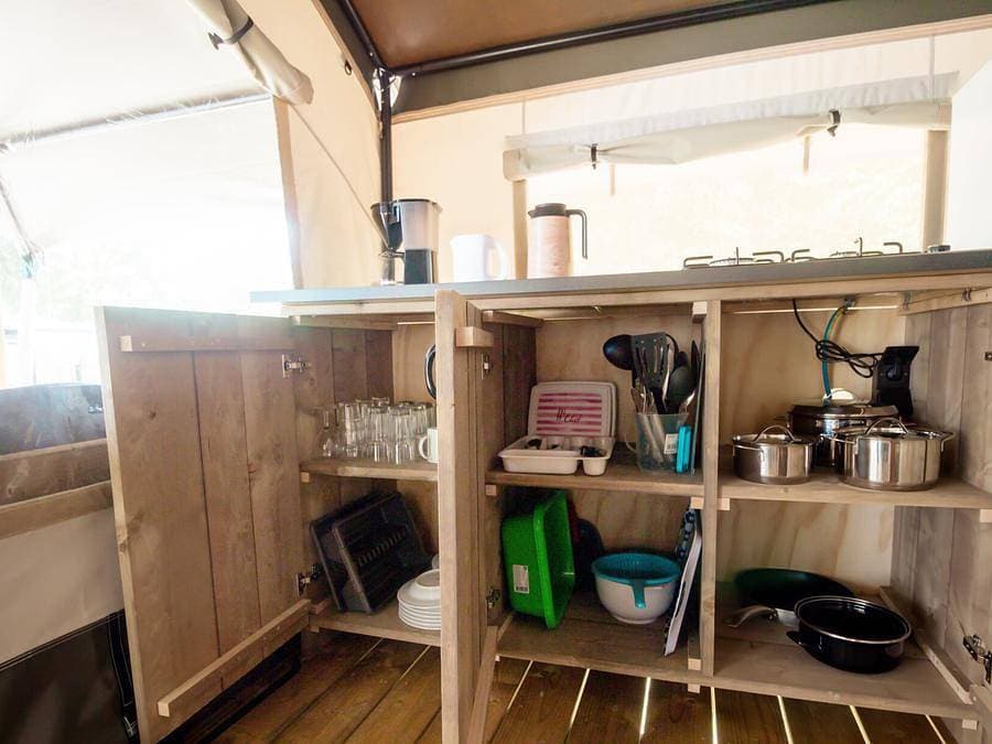 Foto 12 von 51: Camping Portosole - Safarizelt 5 personen - Safarizelt Comfort