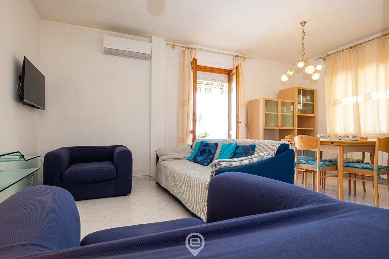 Foto 8 von 44: Ferienwohnung für 4 Personen mit Balkon/Terrasse