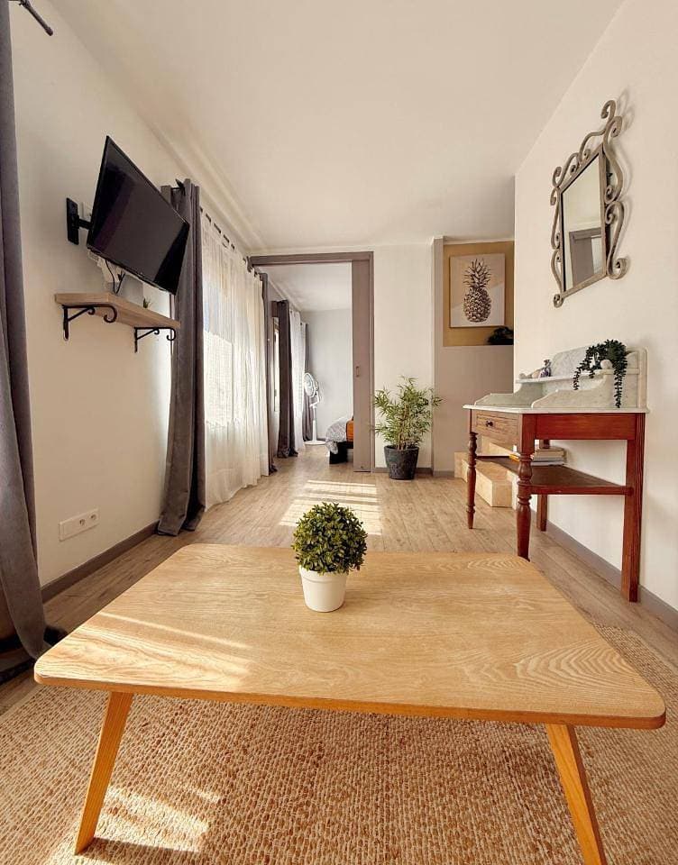 Foto 9 von 33: One-Bedroom Apartment