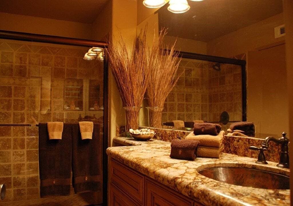 Foto 3 von 49: Luxus am See Pga West Townhome mit unglaublichem Blick / Private Courtyard Spa