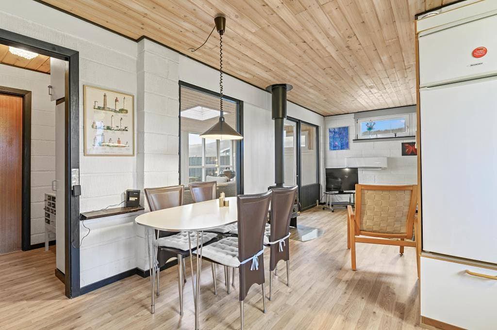 Foto 10 von 27: Strandnahes Ferienhaus mit Wintergarten - Hunde erlaubt