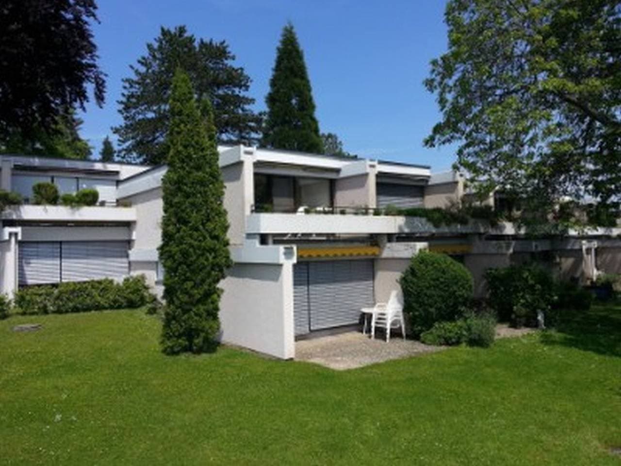 Königsegg mit Hallenschwimmbad 1