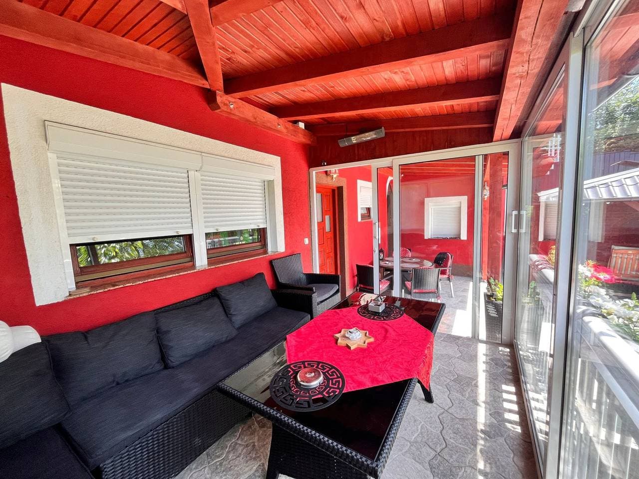 Foto 13 von 39: "Villa Diamond Hill"