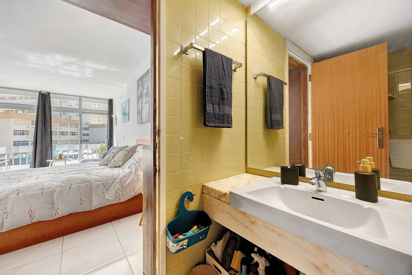Foto 10 von 37: Studio-Apartment 'Ocean – Haustierfreundlich' mit Balkon, WLAN und Klimaanlage